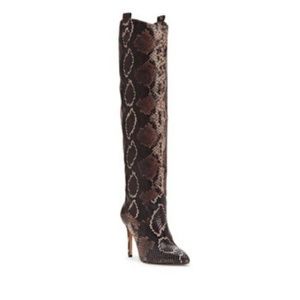 BRAND NEW-Vince Camuto Snake Embossed Pointy Leather Boots
